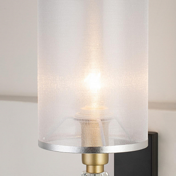 Светильник на 1 лампу Favourite 2701-1W